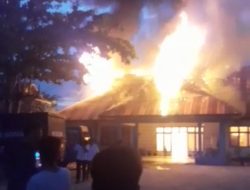 Breaking News: Kantor Dinsos Kota Kendari Dilalap Sijago Merah