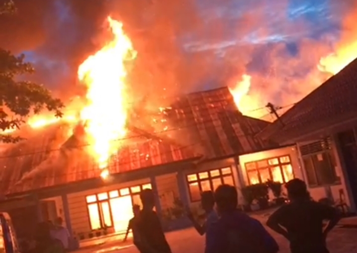 Kebakaran di Dinsos Kota Kendari, Dokumen Penting PKH dan Bansos Hangus