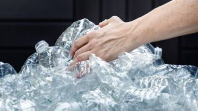 Keji, Oknum Guru di Pasarwajo Tega Hukum Murid Suruh Makan Sampah