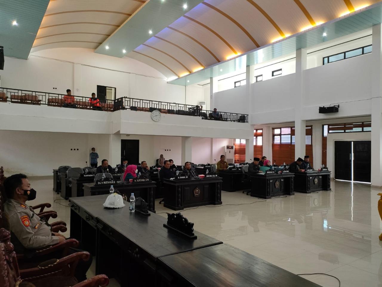 Pemkab dan DPRD Konawe Tandatangani Kesepakatan Atas Pembahasan 2 Raperda