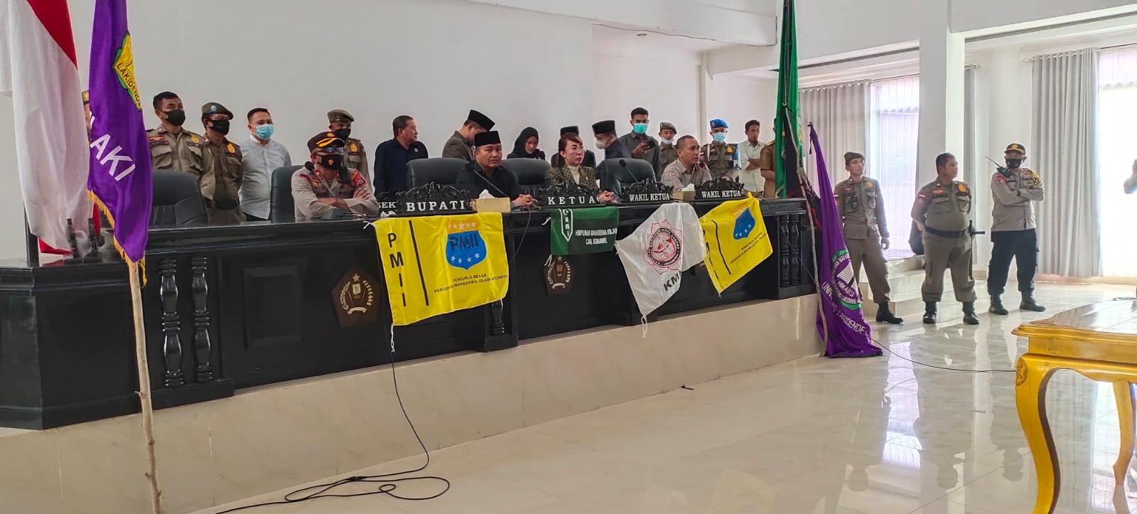 Fix! Ketua DPRD Konawe Setujui 4 Tuntutan Kelompok Cipayung BEM Unilaki