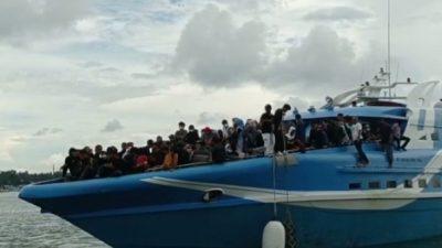 Pemudik Membludak, Kapal Over Kapasitas Bahayakan Penumpang