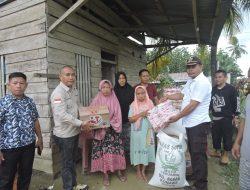 Respon Cepat, Wakil Ketua DPRD Konawe Turun Bantu Warga Korban Bencana