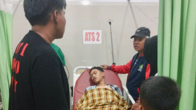 Kapal KM. Reski Pemuat Solar Industri Tabrak Kapal Wisatawan di Laut Soropia, Satu Korban Dilarikan ke Rs