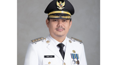 KPK Operasi Tangkap Tangan Bupati Koltim Abd Azis